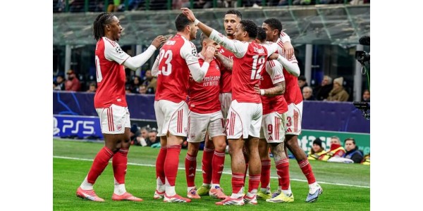 Arsenal nije izgubio prednost naslova u novoj godini Arsenal nije izgubio prednost naslova u novoj godini